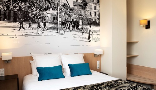 Chambre Confort, 1 grand lit, non-fumeurs, vue cour intérieure