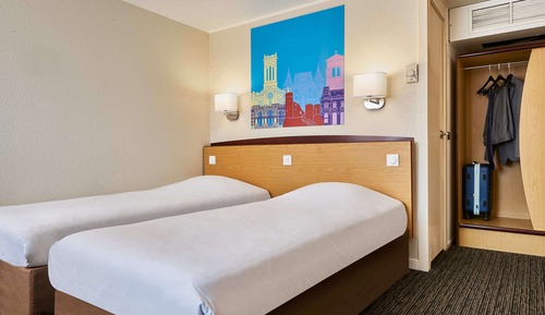 Chambre Standard, 2 lits une place