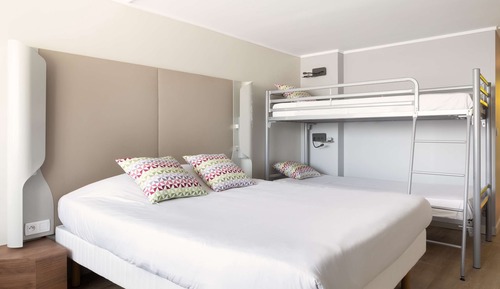 Next Generation, Chambre Junior, 1 lit double