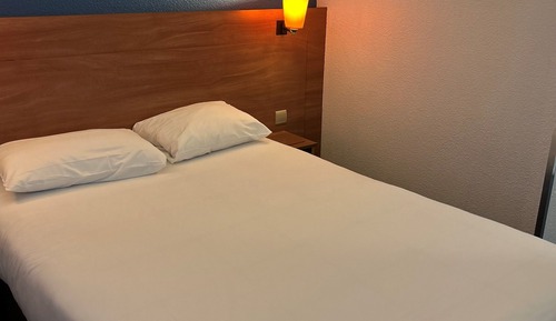 Chambre Standard, plusieurs lits (1 Double and 1 Single bed)