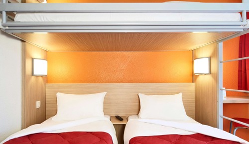 Chambre Standard, 3 lits une place