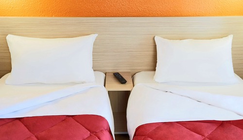 Chambre Standard, 2 lits une place