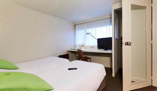 Chambre Standard, 2 lits une place