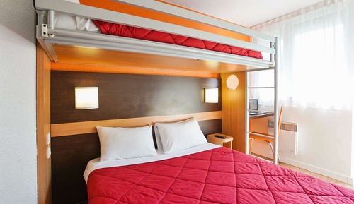 Chambre Standard, 3 lits une place