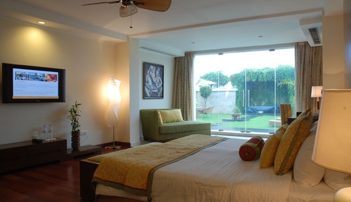 Chambre Deluxe, 1 très grand lit, vue jardin