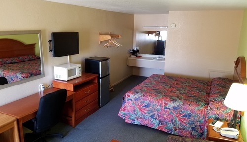 Chambre Deluxe, 1 très grand lit, fumeurs