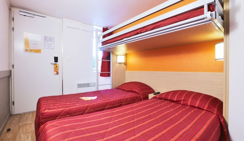 Chambre Standard, 3 lits une place