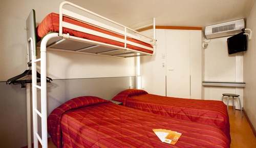 Chambre Standard, 3 lits une place