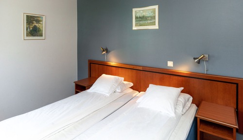 Chambre avec lits jumeaux (Compact)