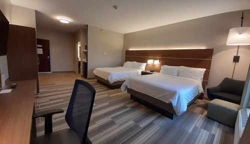 Chambre Standard, 2 grands lits