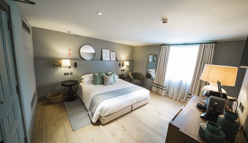 Chambre, 1 très grand lit (Wellington Lodge)