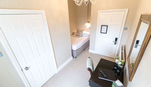 Chambre, 1 grand lit (Main House - Small)