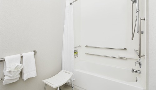 Chambre Standard, 1 très grand lit, accessible aux personnes à mobilité réduite (Mobility)