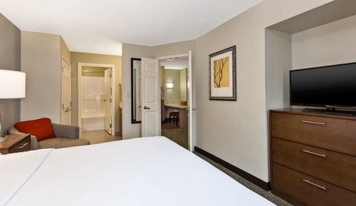 Suite, 1 chambre, cuisine