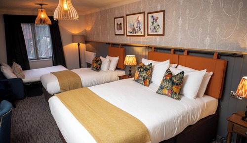Chambre Quadruple, plusieurs lits