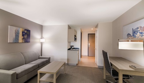 Chambre Standard, plusieurs lits, non-fumeurs, réfrigérateur et four à micro-ondes (with Sofabed)