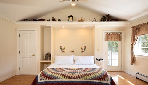 Camden King Suite - Not Pet Friendly