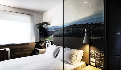 Chambre Supérieure, 1 très grand lit, non-fumeurs (with Sofabed)