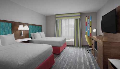 Chambre Standard, 2 grands lits, accessible aux personnes à mobilité réduite (Roll-In)