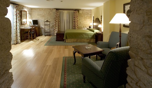 Chambre Supérieure Double ou avec lits jumeaux