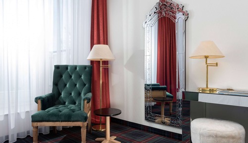 Chambre Triple Standard (2 Adults and 1 Child)