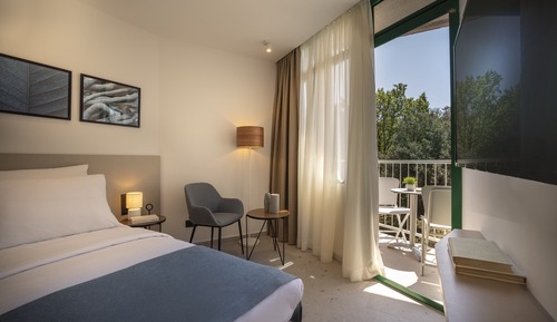 Chambre Simple, balcon, vue mer