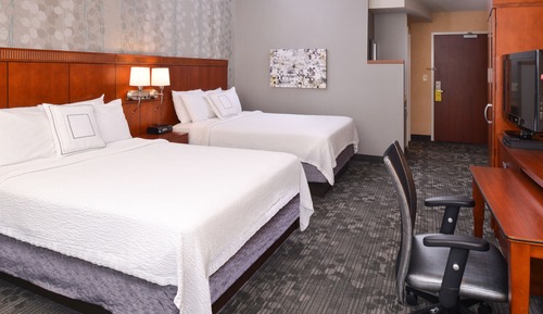 Chambre, 2 grands lits, non-fumeurs (Mobility/Hearing Accessible, Tub)