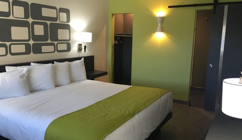 Chambre Standard, 1 très grand lit, non-fumeurs