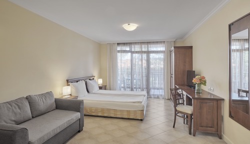 Studio Standard, balcon