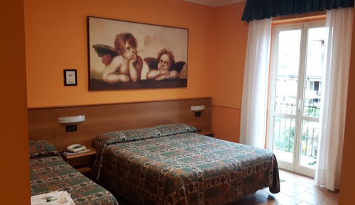 Chambre Standard Double ou avec lits jumeaux, balcon