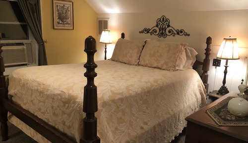 Chambre Double Deluxe, salle de bains attenante, vue cour intérieure (Alpine Jasmine #8)