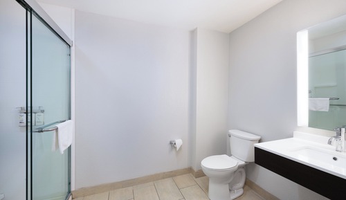 Suite, 1 très grand lit, accessible aux personnes à mobilité réduite (Mobility)