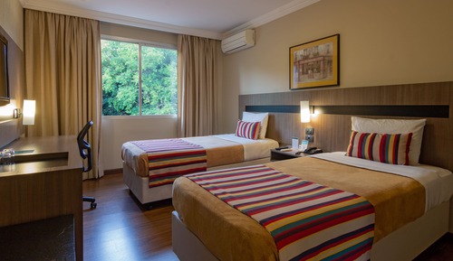 Chambre Supérieure avec lits jumeaux