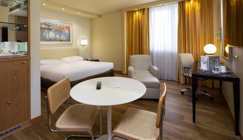 Suite, 1 très grand lit (Living Area)