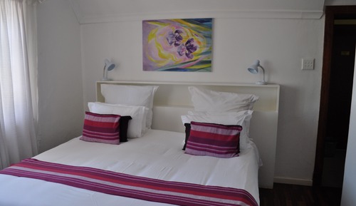 Cots. std-très gd lit/lits jum.-sdb prv