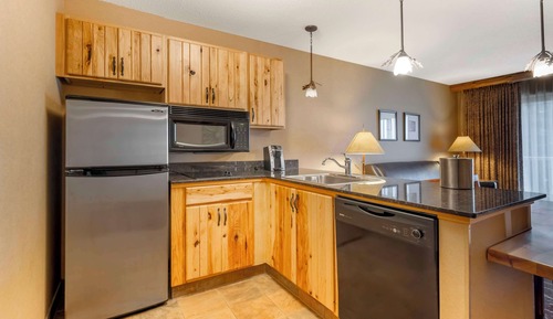 Chambre Standard, 2 grands lits, accessible aux personnes à mobilité réduite, en bord de lac
