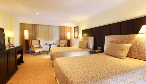 Chambre Familiale, balcon, vue ville