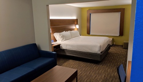 Suite, 1 très grand lit