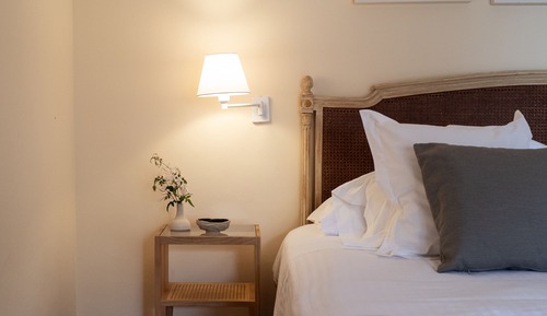 Chambre Double Deluxe, 1 très grand lit, terrasse, vue jardin