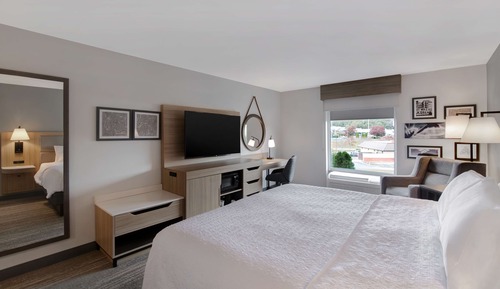 Chambre non-fumeurs, très grand lit
