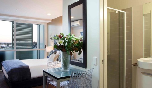 Chambre Deluxe (Queen Studio)