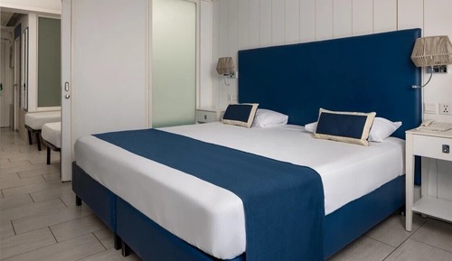Chambre Familiale