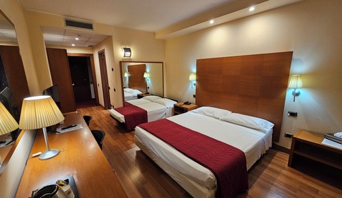 Chambre Triple Affaires