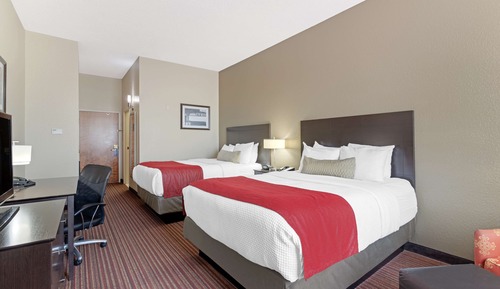 Chambre Standard, 2 grands lits, accessible aux personnes à mobilité réduite, baignoire