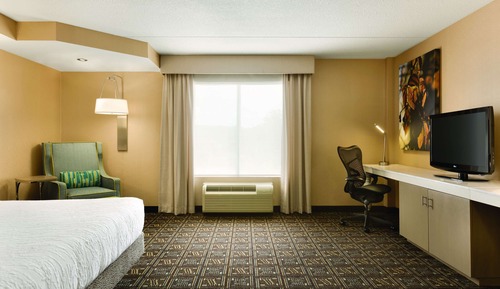 Chambre, 1 très grand lit, accessible aux personnes à mobilité réduite