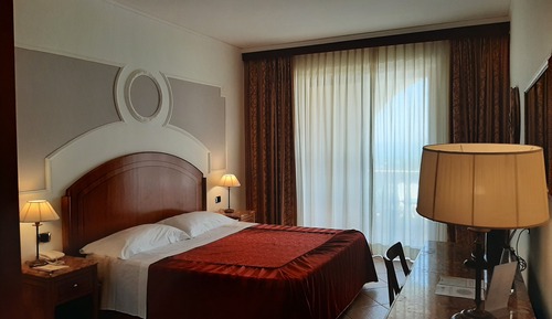 Chambre Standard Double ou avec lits jumeaux