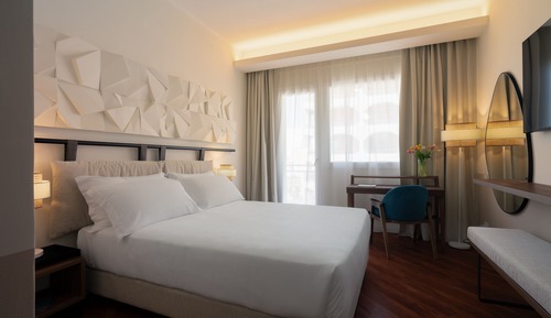 Chambre Supérieure Double ou avec lits jumeaux