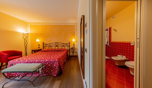 Chambre Double, balcon, vue lac