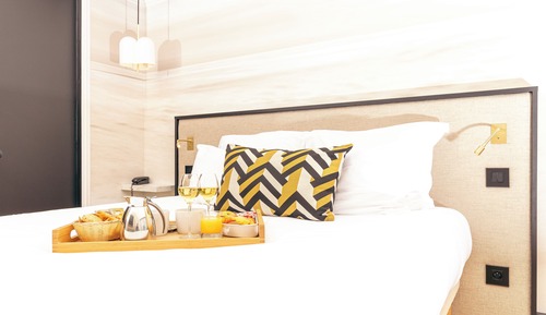 Chambre, terrasse, vue mer