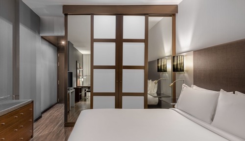 Chambre Standard, 1 très grand lit, non-fumeurs
